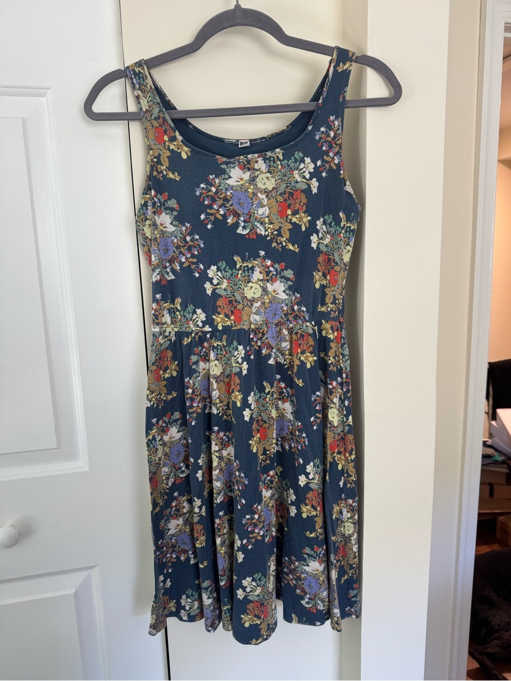 Uniqlo Navy Floral Scoop Neck Midi Dress